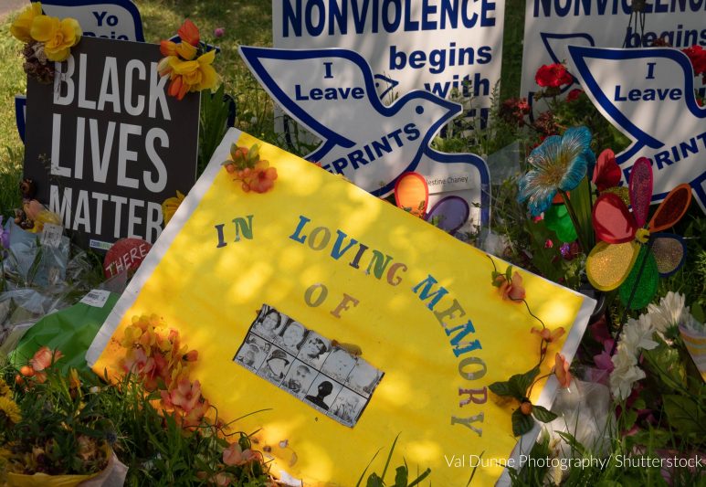 Buffalo Supermarket Shooting highlights Social Media’s Struggle to M...